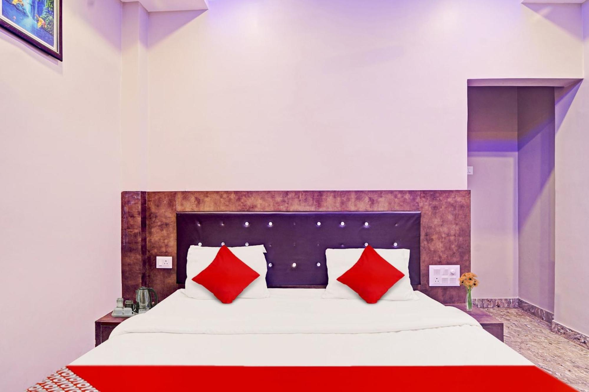 Hotel O Saharsh Hotel 巴特那 外观 照片